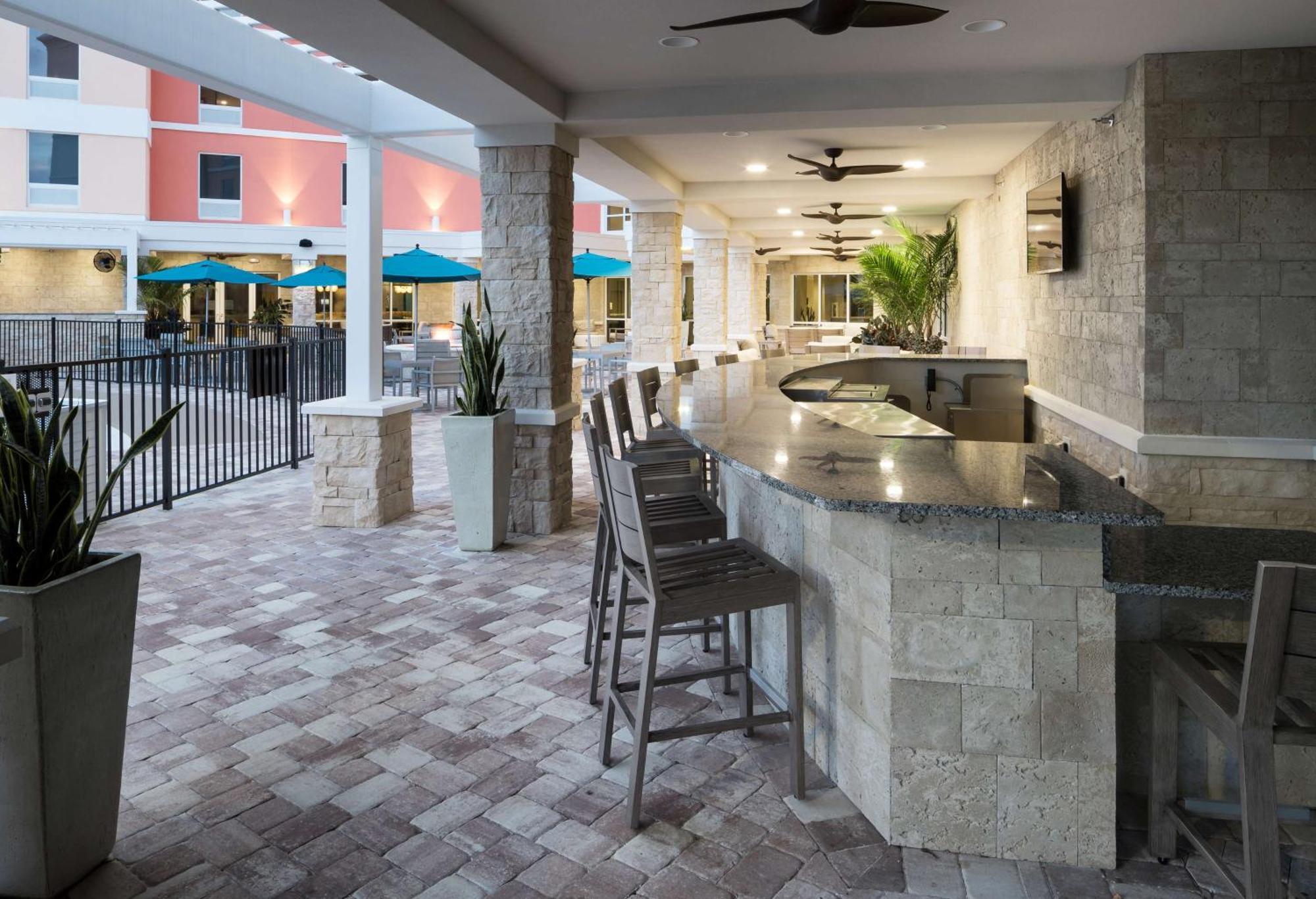 Home2 Suites By Hilton Cape Canaveral Cruise Port Eksteriør billede
