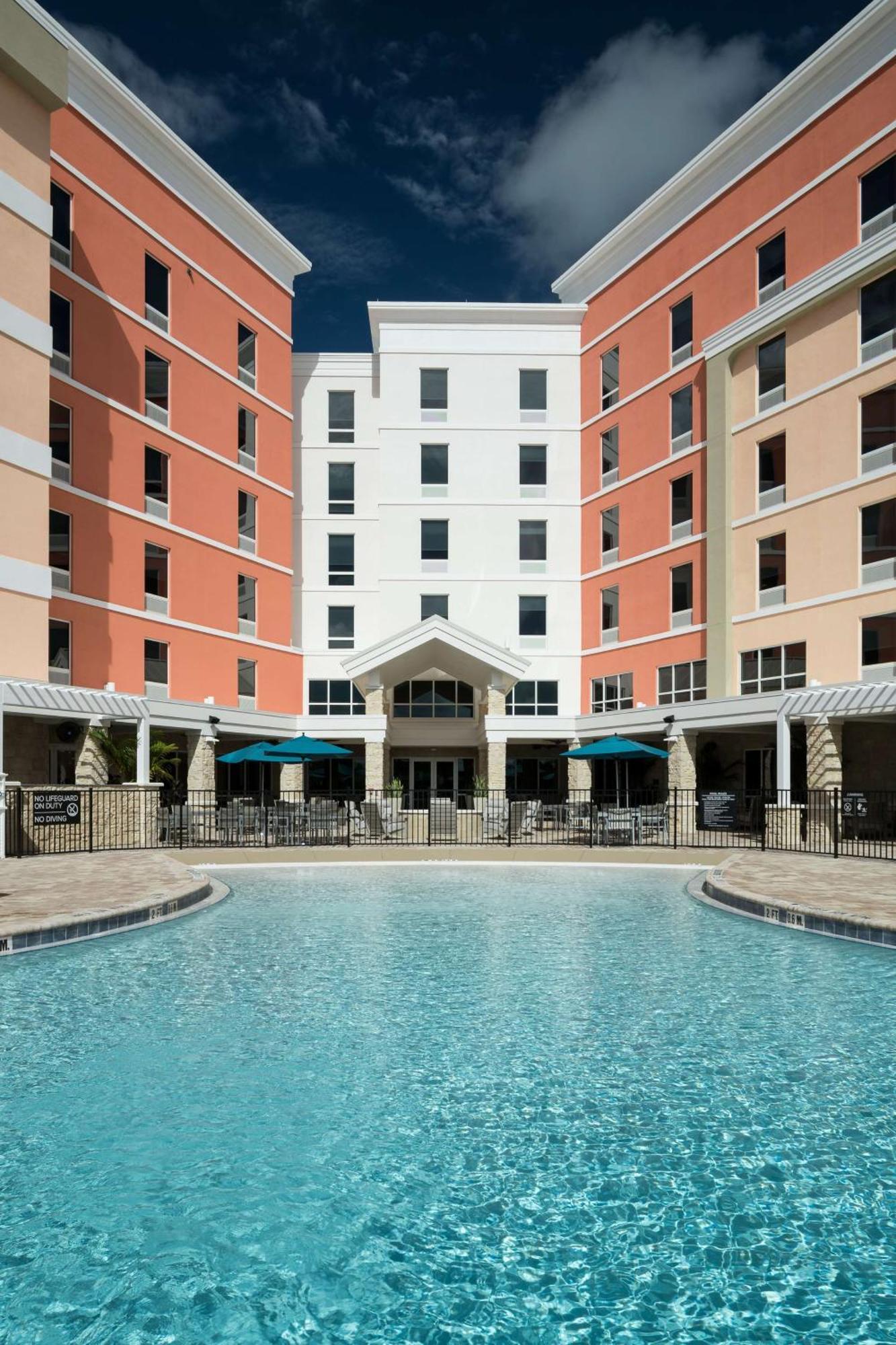 Home2 Suites By Hilton Cape Canaveral Cruise Port Eksteriør billede