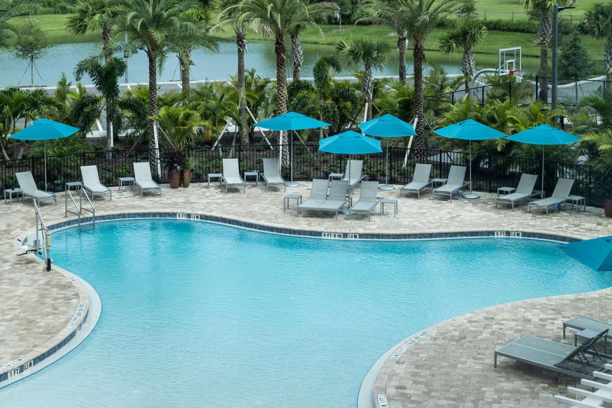 Home2 Suites By Hilton Cape Canaveral Cruise Port Eksteriør billede