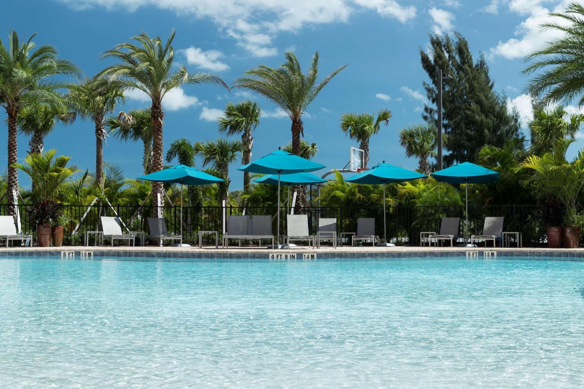Home2 Suites By Hilton Cape Canaveral Cruise Port Eksteriør billede